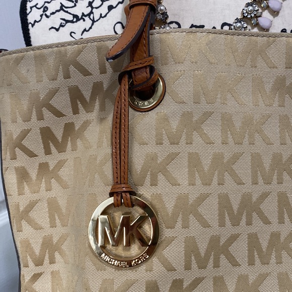 Michael Kors Tote - Picture 2 of 12